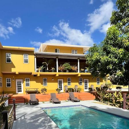 Tropical Apartments Tobago Scarborough Esterno foto
