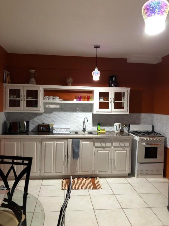 Tropical Apartments Tobago Scarborough Esterno foto