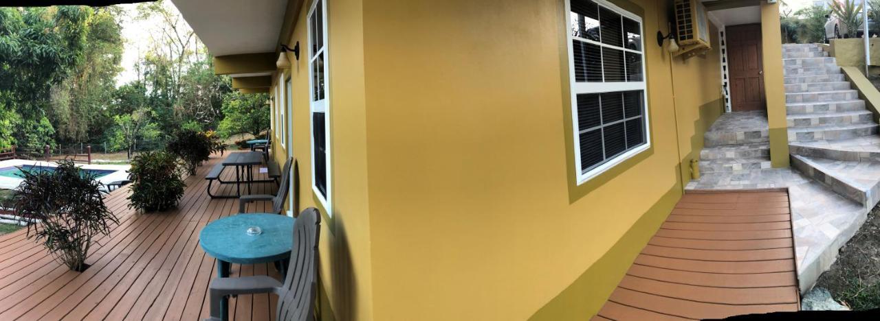 Tropical Apartments Tobago Scarborough Esterno foto